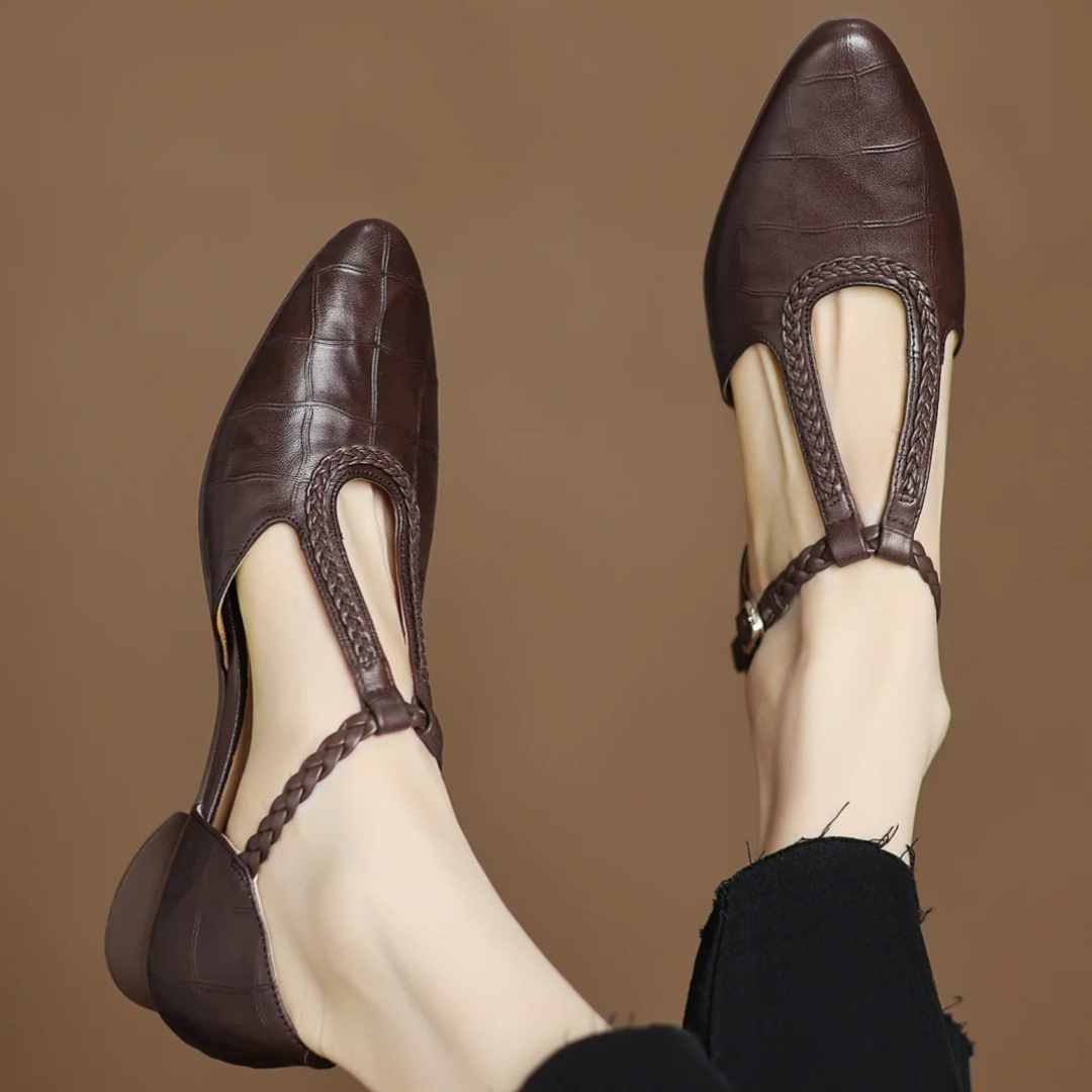 Kay | Classic Mary Janes