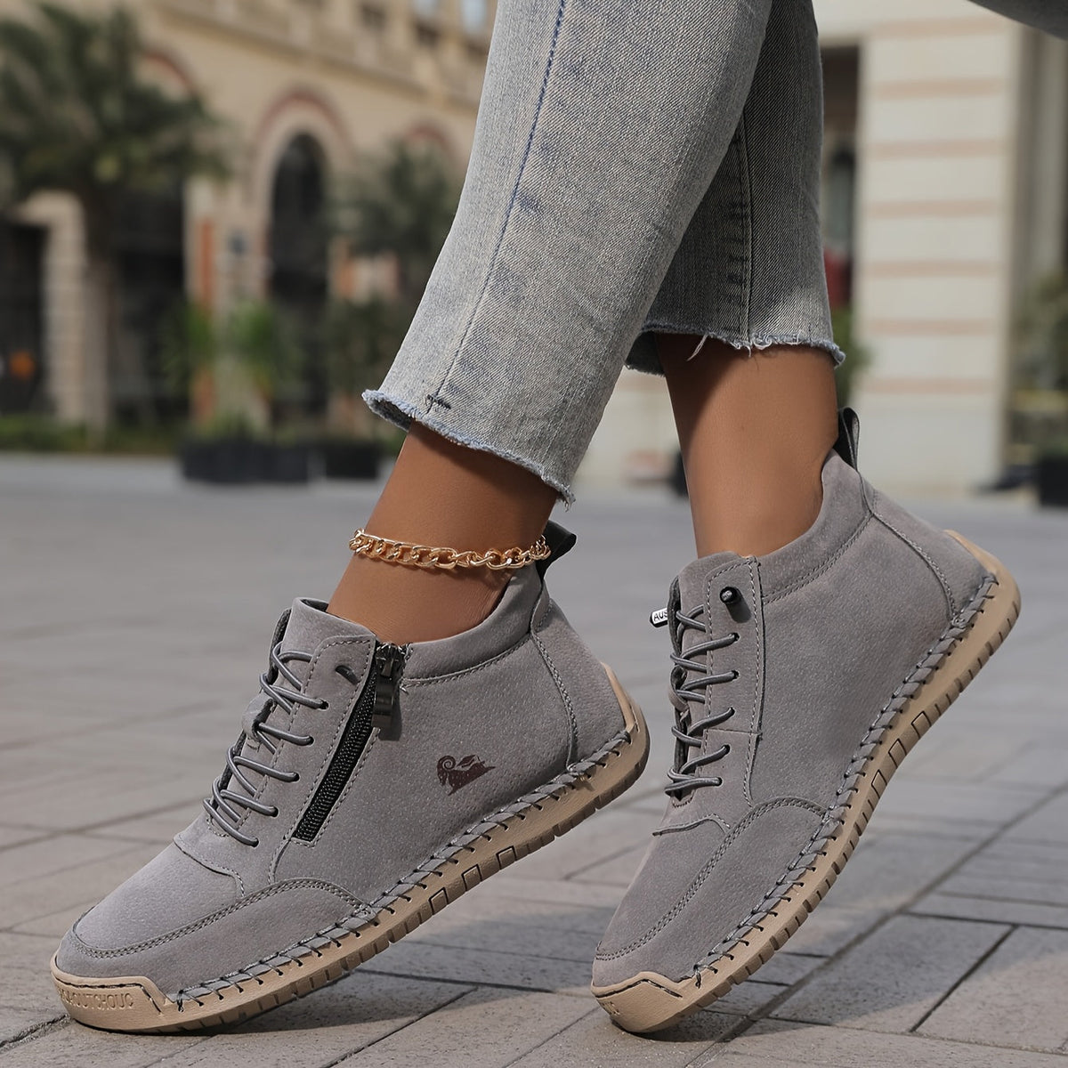 Sylvie | Grey Wide-Fit Comfort Sneakers