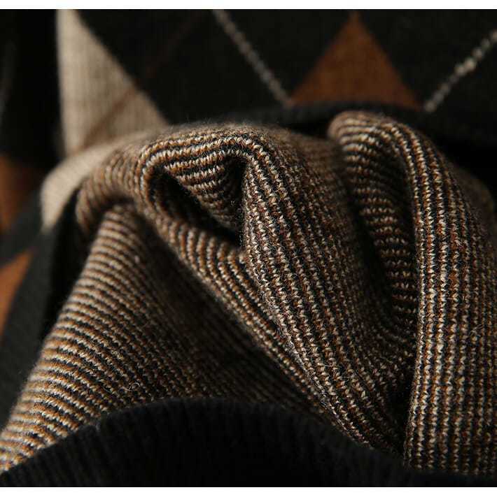 Pearl | Brown Argyle Knit Sweater