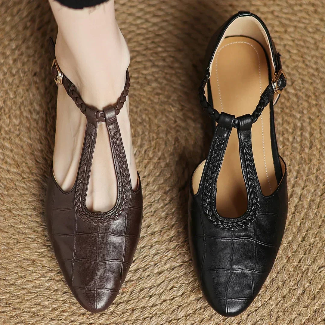 Kay | Classic Mary Janes