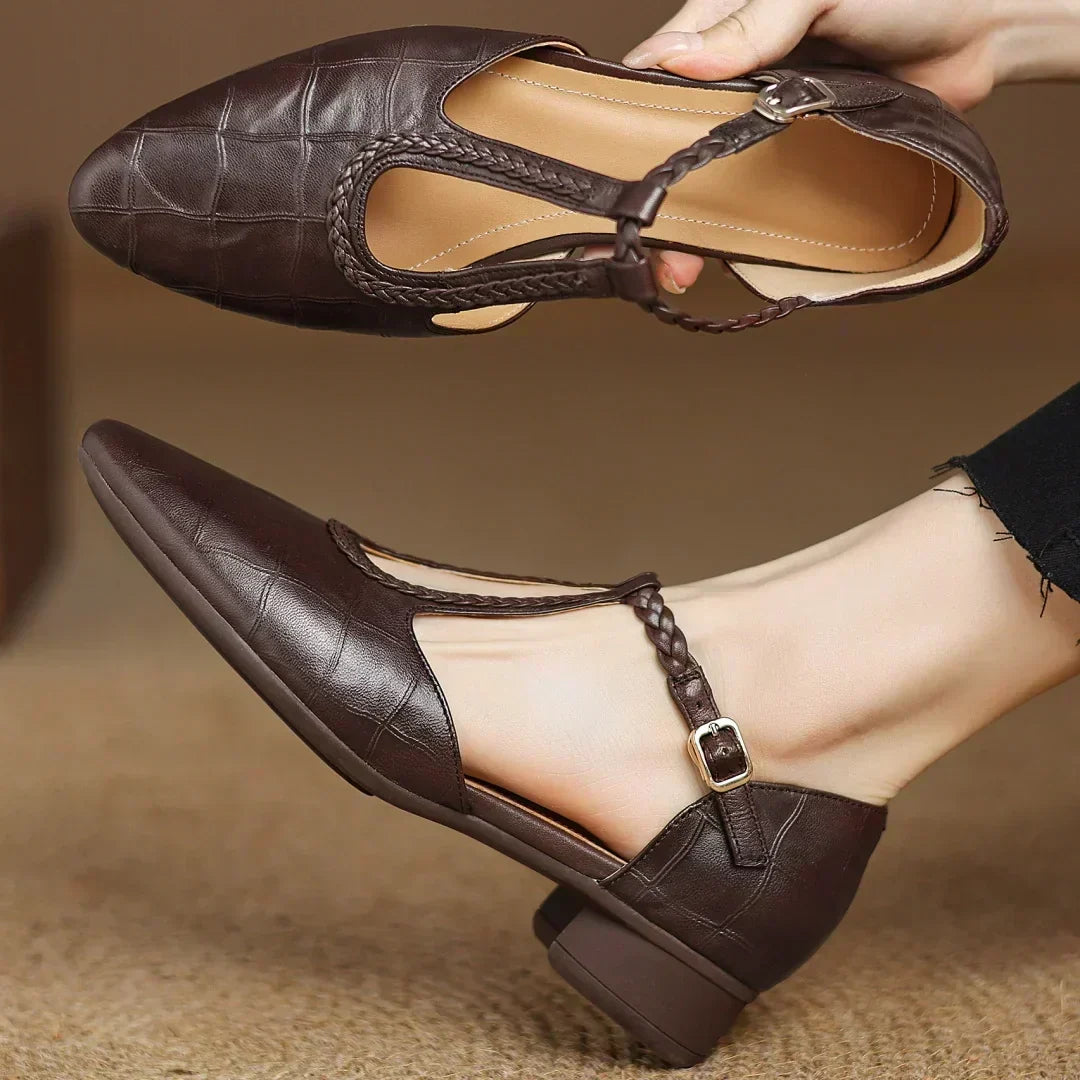 Kay | Classic Mary Janes