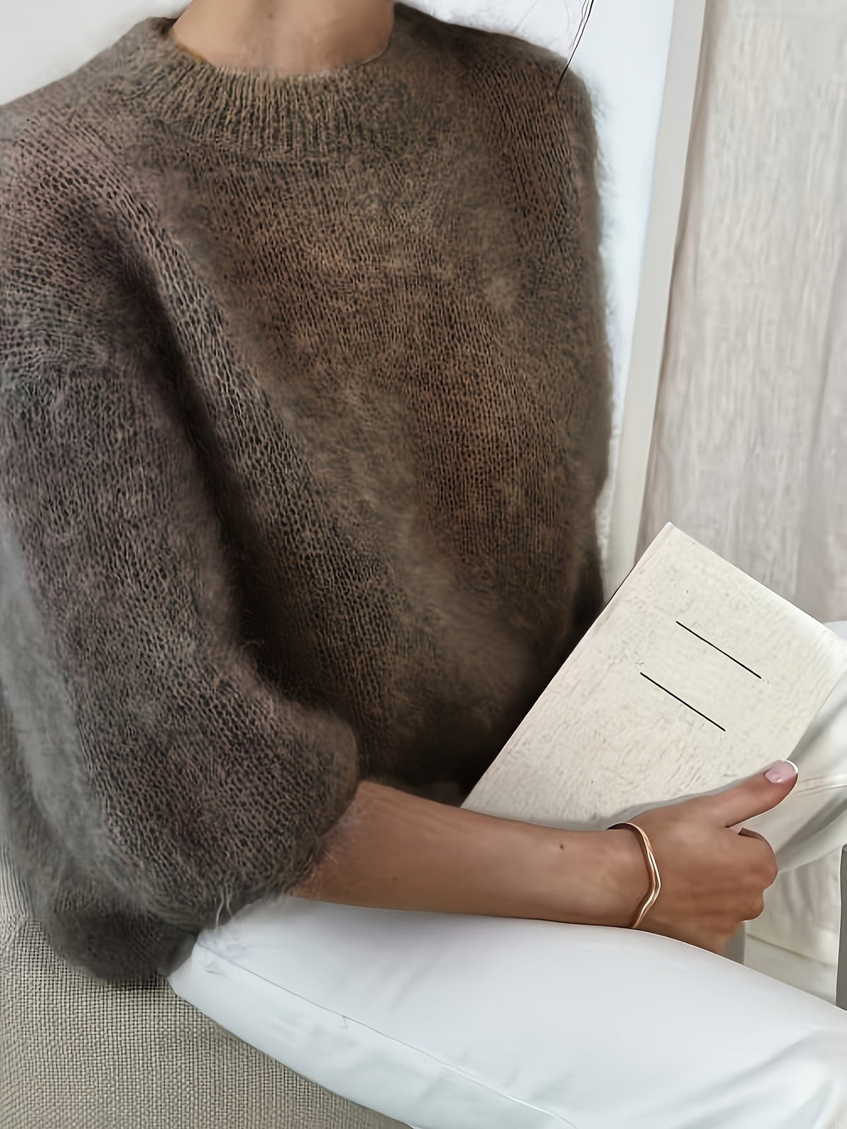 Ava | Crew Neck Sweater